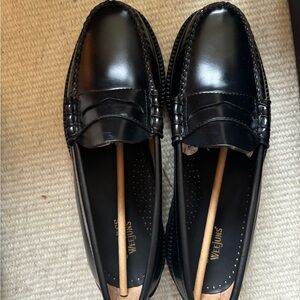 VEJUNS Black Men's Slip-On Loafers